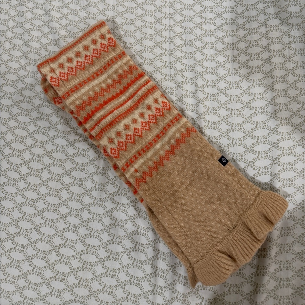GAP Tan and Red Knit Scarf